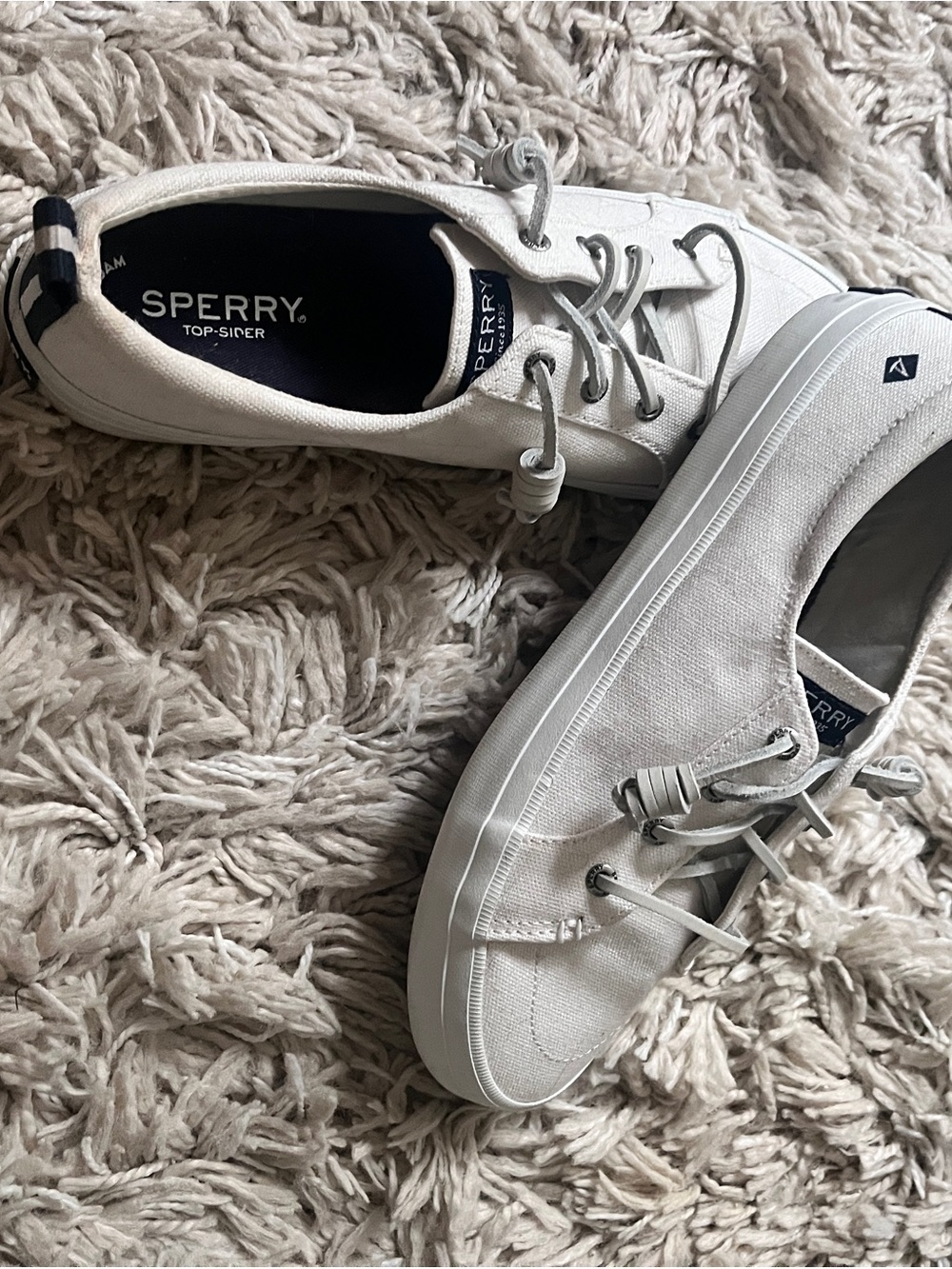 Sperry White Canvas Lace-Up Boat Shoes with Navy Heel Tabs Size 8 1/2